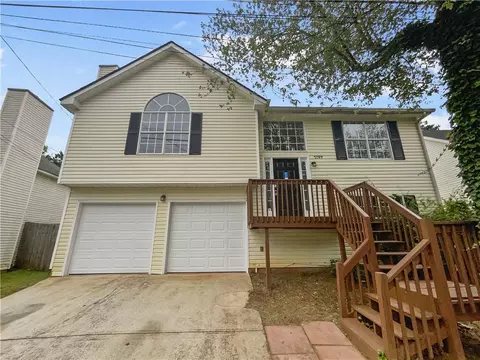 5789 Wellborn Creek Dr, Lithonia, GA 30058