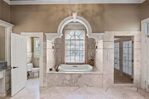 Bath - 520 Francis Pointe, Duluth, GA 30097 photo 2 of 11