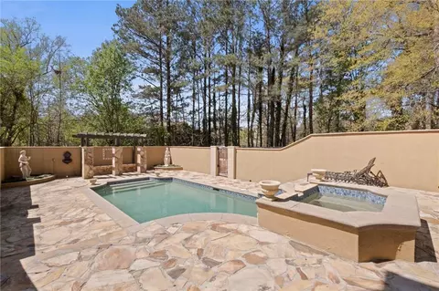 Exterior - 520 Francis Pointe, Duluth, GA 30097 photo 6 of 12