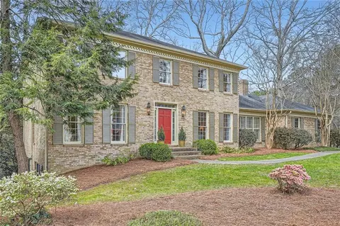 2745 Northbrook Dr, Doraville, GA 30340