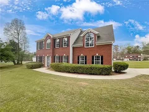 9273 Willow Tree Ct, Jonesboro, GA 30238