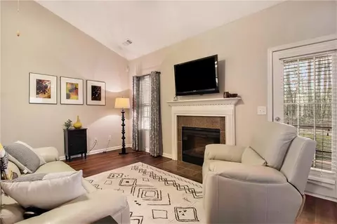 1188 Warm Spring Ct, Hampton, GA 30228 photo 4