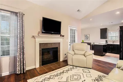 1188 Warm Spring Ct, Hampton, GA 30228 photo 7