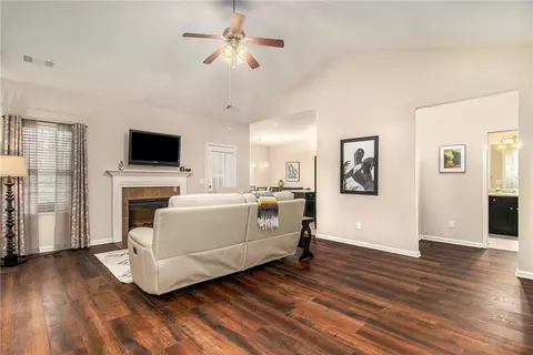 1188 Warm Spring Ct, Hampton, GA 30228 photo 6