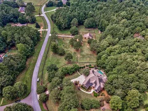 8110 Hurakan Creek Xing, Cumming, GA 30028