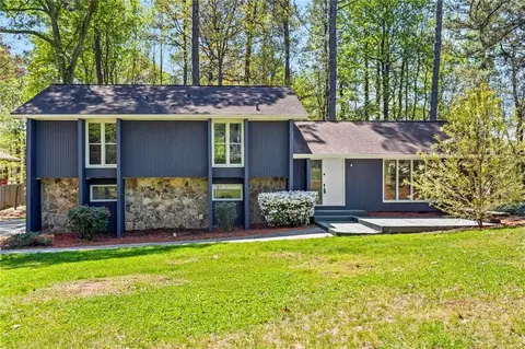 3052 Bunker Hill Rd, Marietta, GA 30062