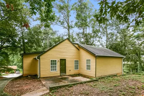3482 Atlanta St, College Park, GA 30337