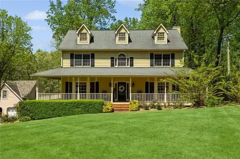 5007 India Lake Dr, Acworth, GA 30102