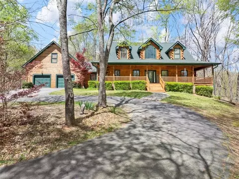 486 Warwick Rd, Cleveland, GA 30528