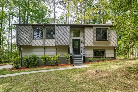 2965 Sawgrass Trl SW, Lilburn, GA 30047
