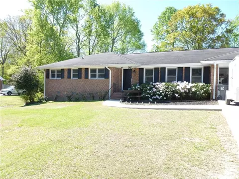 2863 Skyland Dr, Snellville, GA 30078