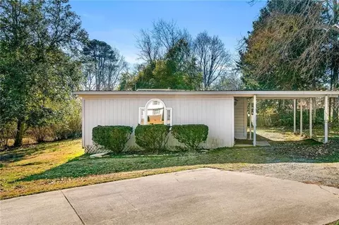 2291 Bascomb Carmel Rd, Woodstock, GA 30189
