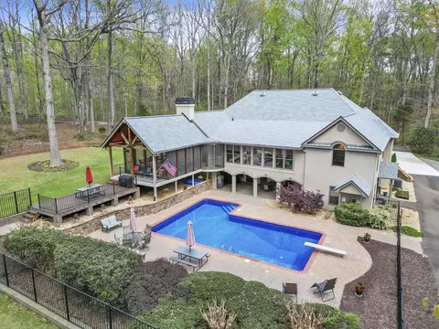 25 Stone Creek Trl, Alpharetta, GA 30004