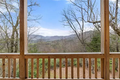 235 Orchid Trl, Clayton, GA 30525