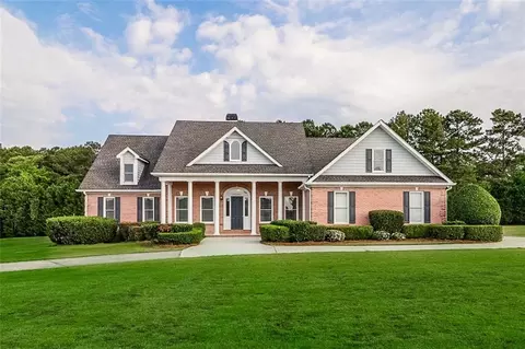 780 Ivy Lea Dr, Lawrenceville, GA 30045