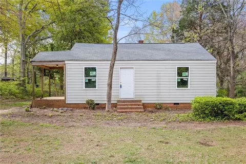 197 Highland Dr, Winder, GA 30680