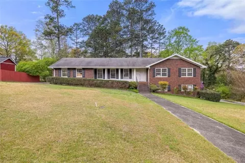 400 N 5th Ave, Winder, GA 30680