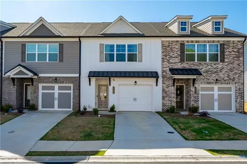 5121 Fox Den Rd, Oakwood, GA 30566