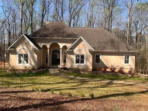 427 Austin Rd, Stockbridge, GA 30281