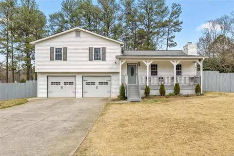2416 Wood Meadows Dr, Marietta, GA 30064