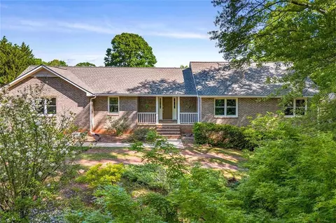 1031 Rosewood Trl, Watkinsville, GA 30677