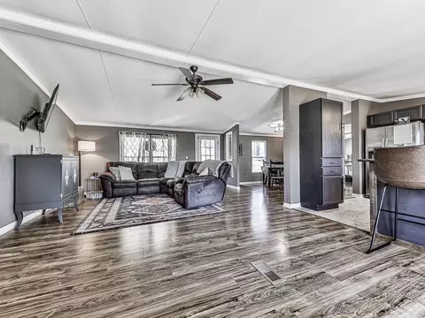 Living - 873 Evans Rd, Jasper, GA 30143 photo 3 of 5