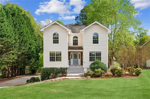 130 River Trace Ct, Mcdonough, GA 30253