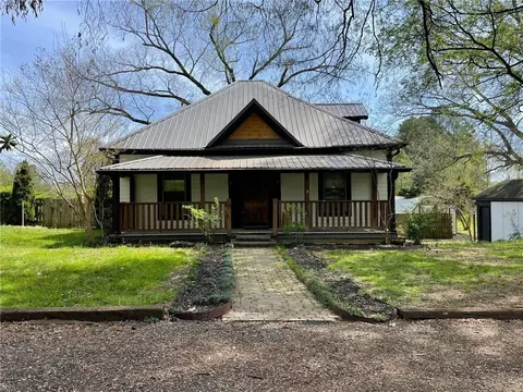 1236 Hall Station Rd, Adairsville, GA 30103