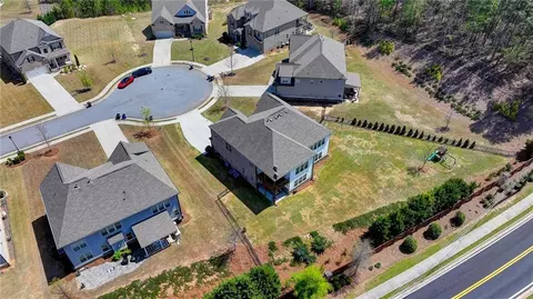 Exterior - 662 Faraday Cir, Suwanee, GA 30024 photo 11 of 15