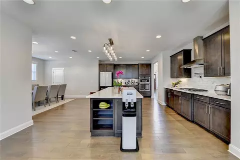 Kitchen - 662 Faraday Cir, Suwanee, GA 30024 photo 2 of 8