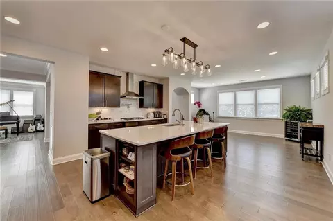 Kitchen - 662 Faraday Cir, Suwanee, GA 30024 photo 7 of 8