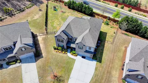 Exterior - 662 Faraday Cir, Suwanee, GA 30024 photo 9 of 15