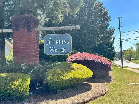 2715 Sterling Creek Pointe, Snellville, GA 30078