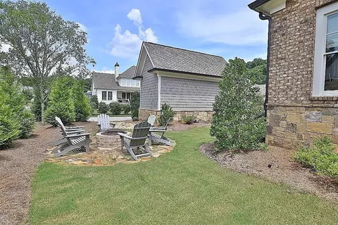 Exterior - 4245 Central River Park, Duluth, GA 30096 photo 6 of 25