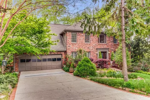 5313 Cedar Chase, Dunwoody, GA 30338