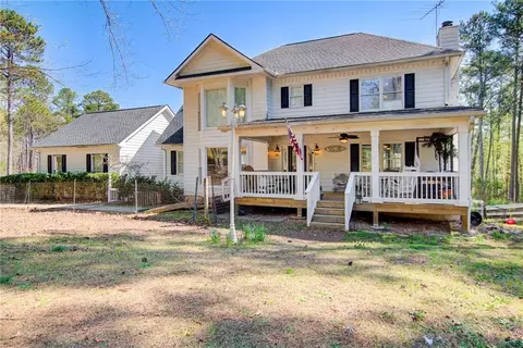 3172 Heritage Crossing Dr, Buford, GA 30519