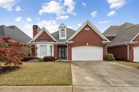 2005 Glenhurst Dr, Snellville, GA 30078