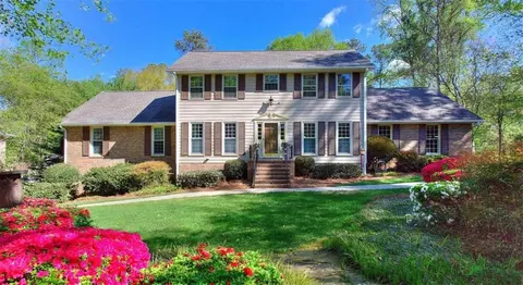 3425 Hallmark Dr, Marietta, GA 30067