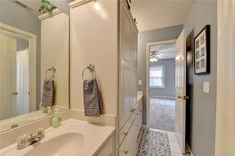 Bath - 1340 Joy Ct, Suwanee, GA 30024 photo 11 of 13