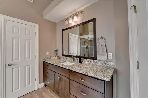 Bath - 1340 Joy Ct, Suwanee, GA 30024 photo 5 of 13