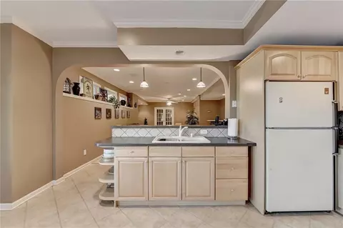 Bath - 1340 Joy Ct, Suwanee, GA 30024 photo 12 of 13