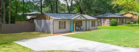 724 Commodore Dr NW, Atlanta, GA 30318