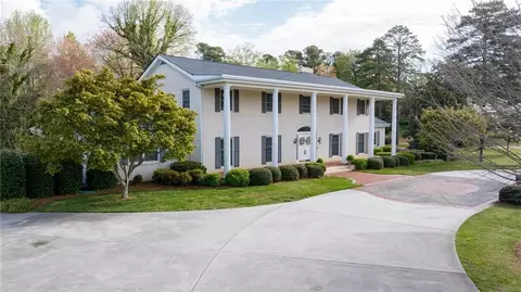 365 Grand Ave, Cornelia, GA 30531