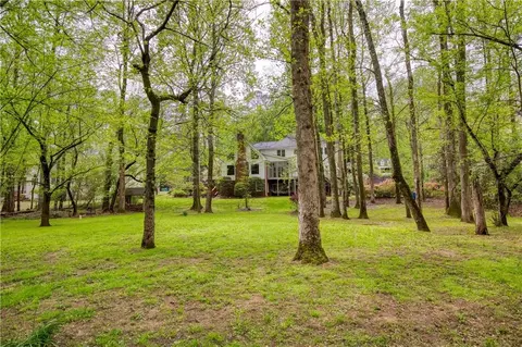 View/Area - 9725 Farmbrook Ln, Johns Creek, GA 30022 photo 4 of 7