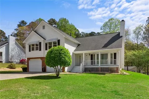 2584 Loring Rd NW, Kennesaw, GA 30152