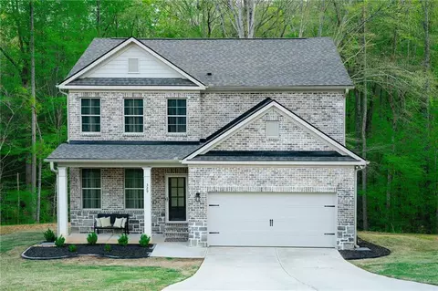 329 Darlington Dr, Ellenwood, GA 30294