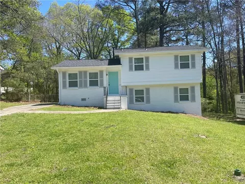 3518 Eisenhower Cir SE, Atlanta, GA 30354