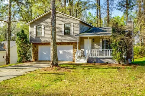 270 Montego Cir, Riverdale, GA 30274