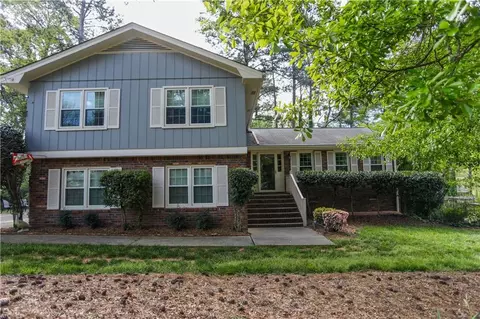 4003 Shady Cir, Lilburn, GA 30047