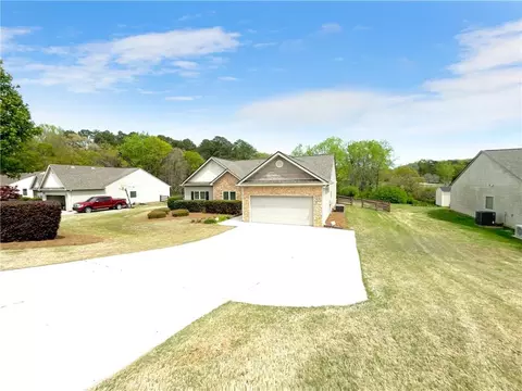1466 Lackey Rd, Winder, GA 30680
